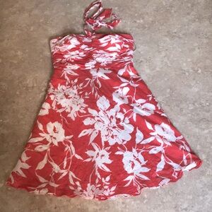 Lovely summer strapless dress from Le Château sz S